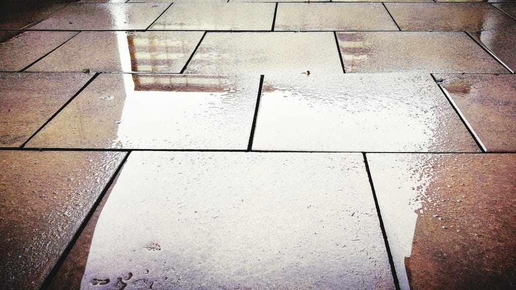 קלוז-פ של ריצוף רטוב